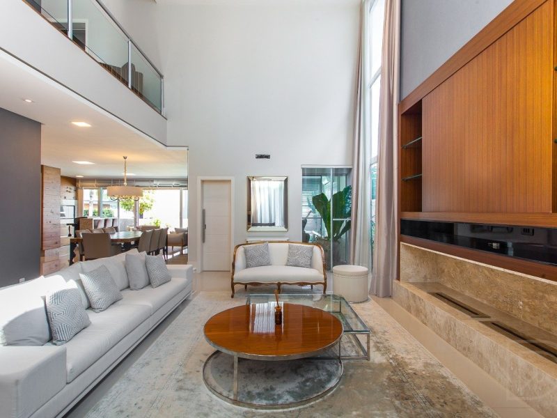 Casa em Condomínio à venda com 353m², 3 quartos, 3 suítes, 2 vagas no bairro Canudos em Novo Hamburgo