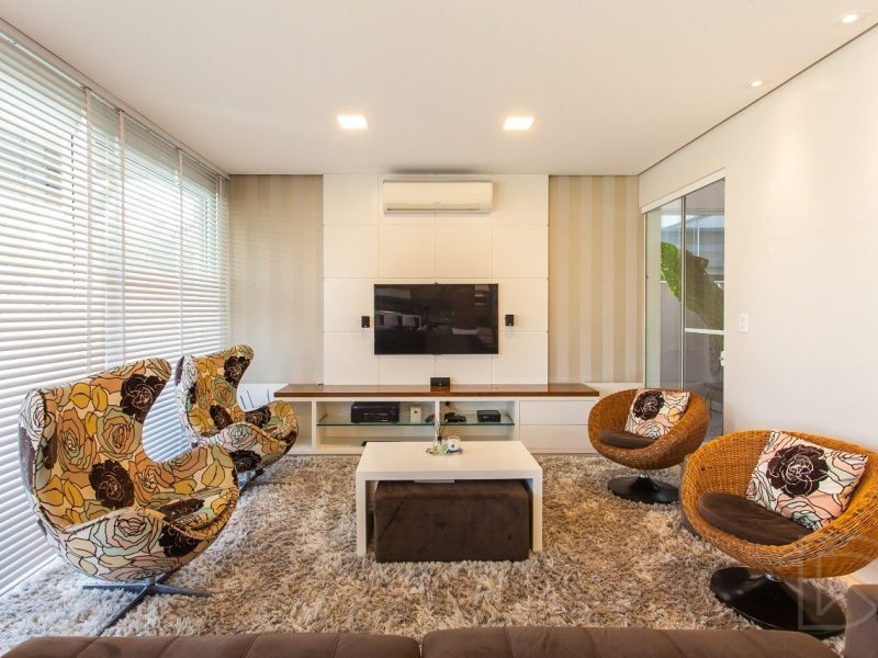 Casa em Condomínio à venda com 353m², 3 quartos, 3 suítes, 2 vagas no bairro Canudos em Novo Hamburgo