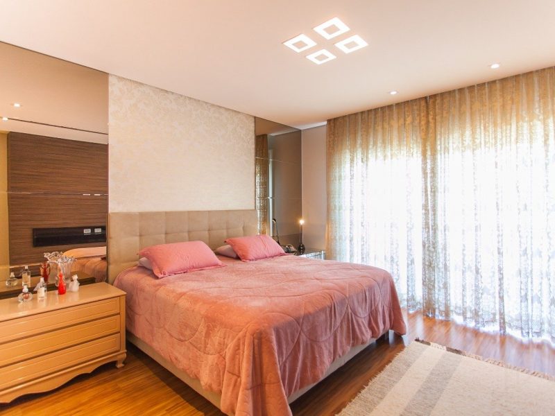 Casa em Condomínio à venda com 353m², 3 quartos, 3 suítes, 2 vagas no bairro Canudos em Novo Hamburgo