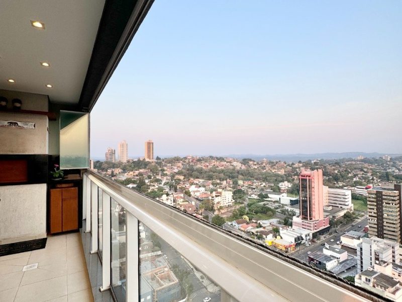 Apartamento à venda com 71m², 2 quartos, 1 suíte, 2 vagas no bairro Centro em Novo Hamburgo