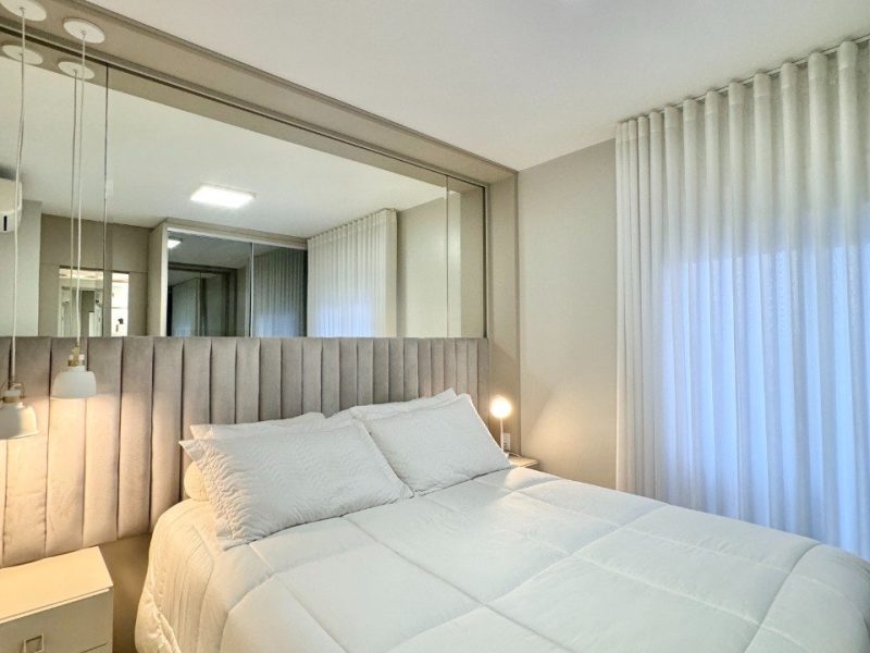 Apartamento à venda com 71m², 2 quartos, 1 suíte, 2 vagas no bairro Centro em Novo Hamburgo