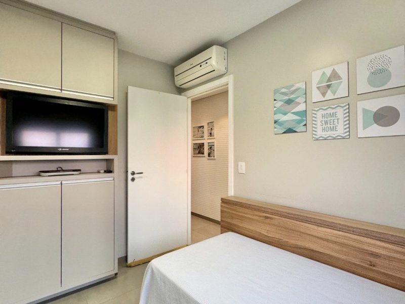 Apartamento à venda com 71m², 2 quartos, 1 suíte, 2 vagas no bairro Centro em Novo Hamburgo