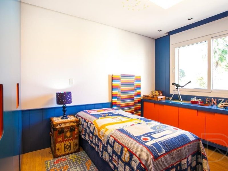 Casa em Condomínio à venda com 370m², 3 quartos, 3 suítes, 4 vagas no bairro Canudos em Novo Hamburgo