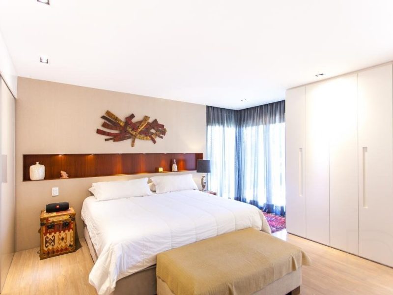 Casa em Condomínio à venda com 370m², 3 quartos, 3 suítes, 4 vagas no bairro Canudos em Novo Hamburgo