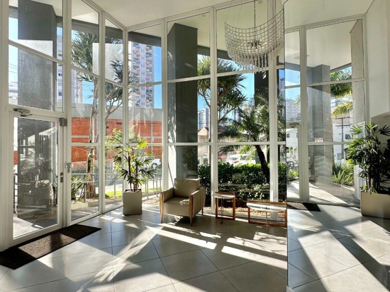 Apartamento à venda com 71m², 2 quartos, 1 suíte, 2 vagas no bairro Centro em Novo Hamburgo