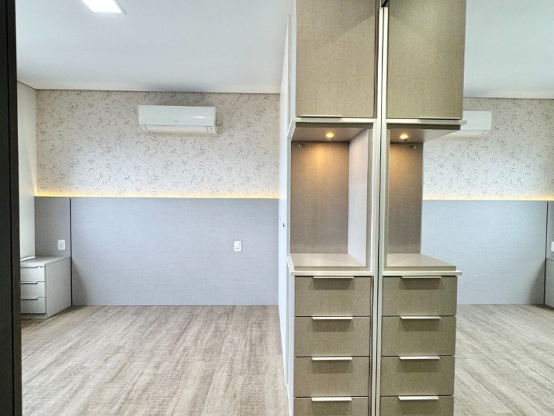 Apartamento à venda com 79m², 2 quartos, 2 suítes, 2 vagas no bairro Centro em Novo Hamburgo