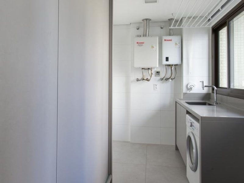 Apartamento à venda com 204m², 3 quartos, 3 suítes, 3 vagas no bairro Centro em Novo Hamburgo