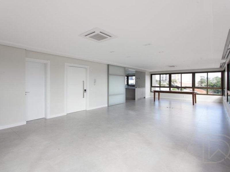 Apartamento à venda com 204m², 3 quartos, 3 suítes, 3 vagas no bairro Centro em Novo Hamburgo