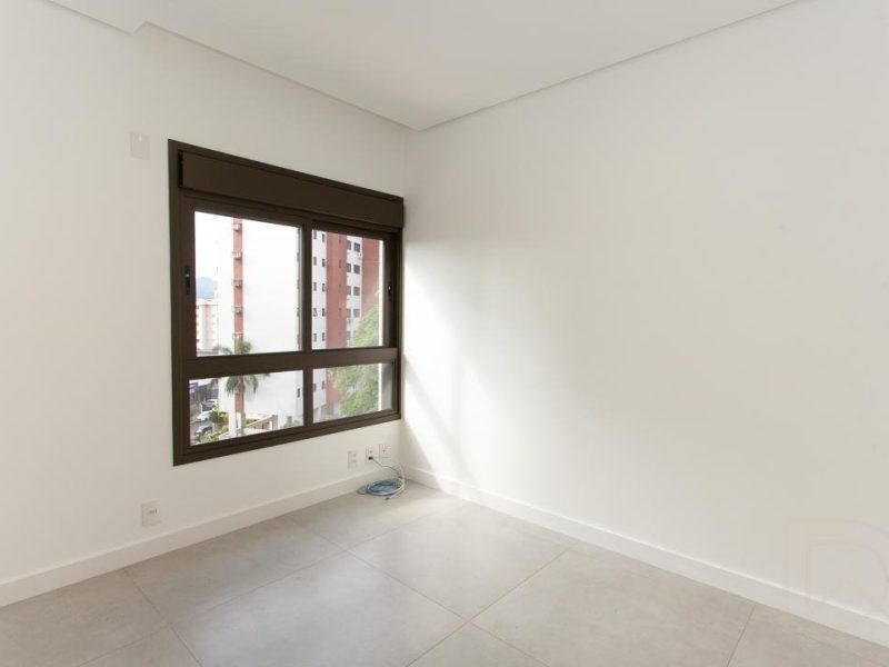 Apartamento à venda com 204m², 3 quartos, 3 suítes, 3 vagas no bairro Centro em Novo Hamburgo
